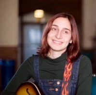 Hannah Valente bio image